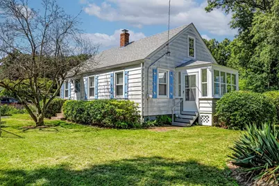 154 Lamont St, Springfield, MA 01119 - Photo 1