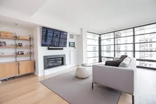 580 Washington St, Boston, MA 02111 - Photo 1