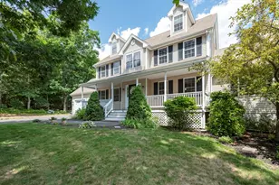 36 Crescent Ln, Douglas, MA 01516 - Photo 1