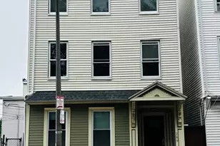 289 Chelsea St, Boston, MA 02128 - Photo 1