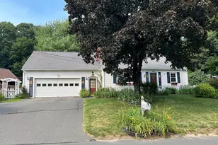 88 Knollwood Dr, Westfield, MA 01085 - Photo 1
