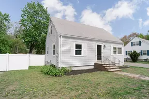 367 Lynnfield St, Peabody, MA 01960 - Photo 1
