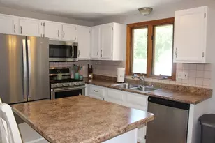 33 Crossman St, Taunton, MA 02780 - Photo 1