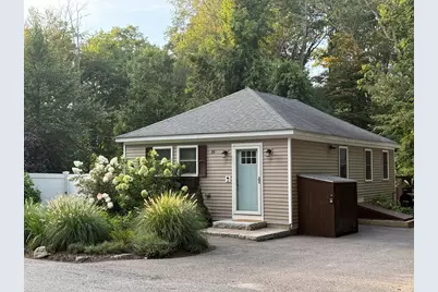 19 Knoll Road, Hopkinton, MA 01748 - Photo 1
