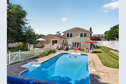 6 Topaz Ln, Dartmouth, MA 02747 - Photo 1