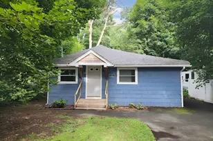 66 Lakeshore Dr, Holliston, MA 01746 - Photo 1