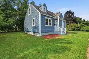 15 Pear St, Springfield, MA 01109 - Photo 1