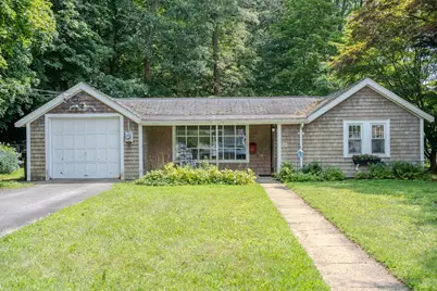 20 Bryant St, Dartmouth, MA 02747 - Photo 1