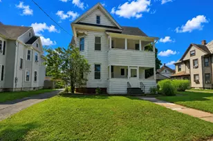 30 Laurel St, Holyoke, MA 01040 - Photo 1