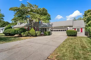 20 Oakhurst Rd, Beverly, MA 01915 - Photo 1
