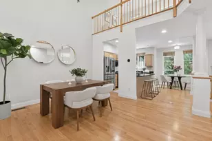 20 Pettee St, Newton, MA 02464 - Photo 1