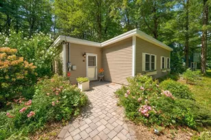 18 Woodland Dr, Lunenburg, MA 01462 - Photo 1