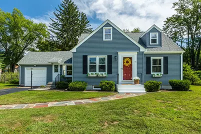 31 Thompson St, East Longmeadow, MA 01028 - Photo 1