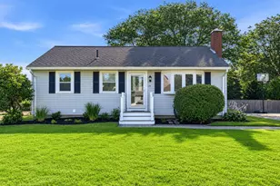 16 Robert Ave, Woburn, MA 01801 - Photo 1