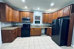 90 Chestnut St, Chelsea, MA 02150 - Photo 1