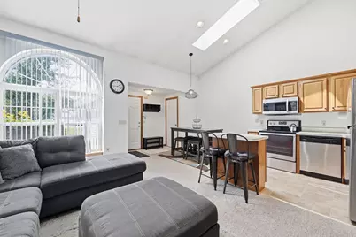 126 Brookfield Ln #126, Agawam, MA 01001 - Photo 1