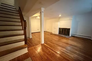 10 Lindall Pl, Boston, MA 02114 - Photo 1
