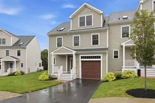 14 Blueberry Hill Ln, Melrose, MA 02176 - Photo 1