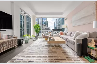 22 Liberty Dr #9G, Boston, MA 02210 - Photo 1