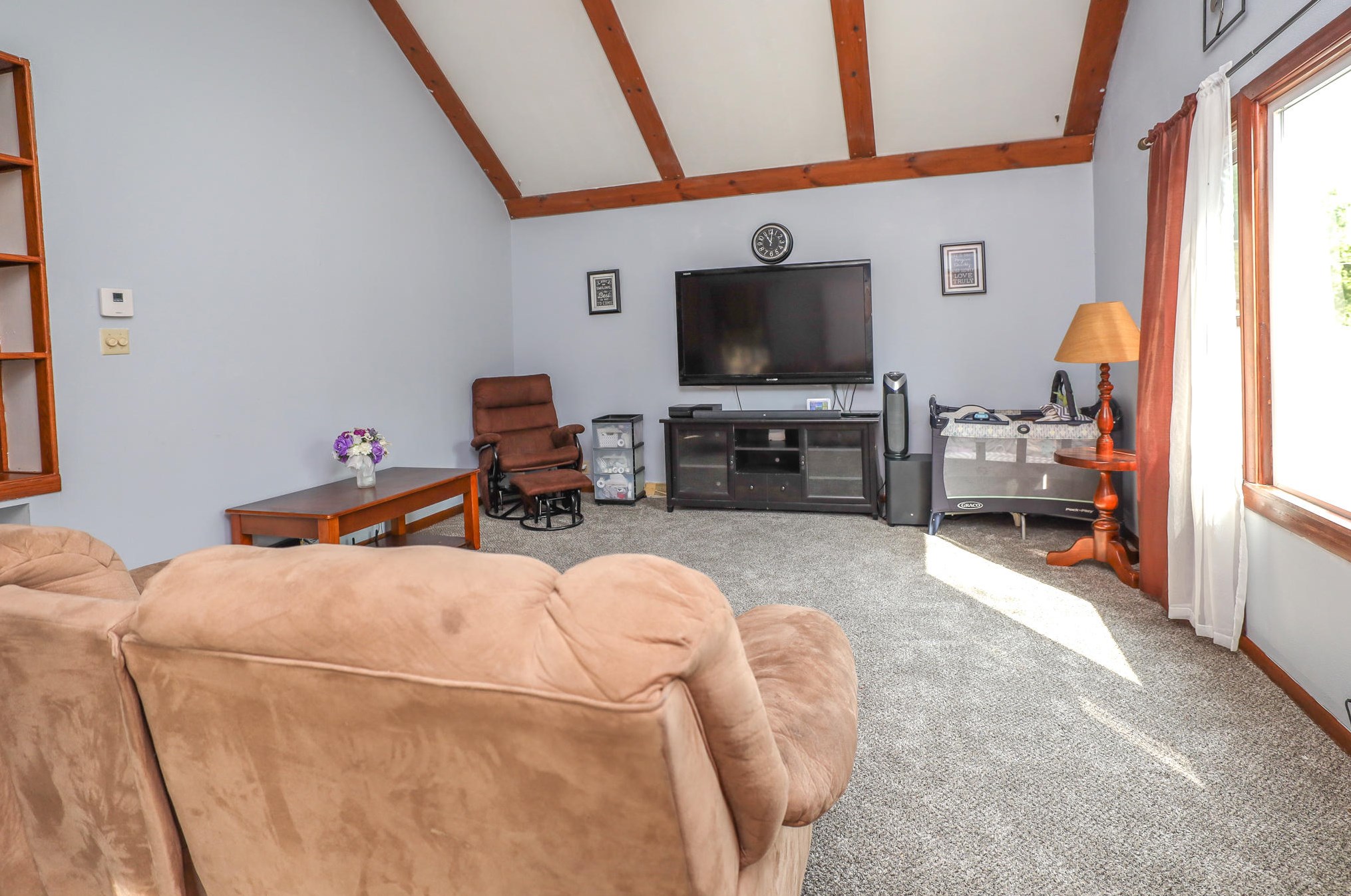 2320 Indiana St, Racine, WI 53405-3925