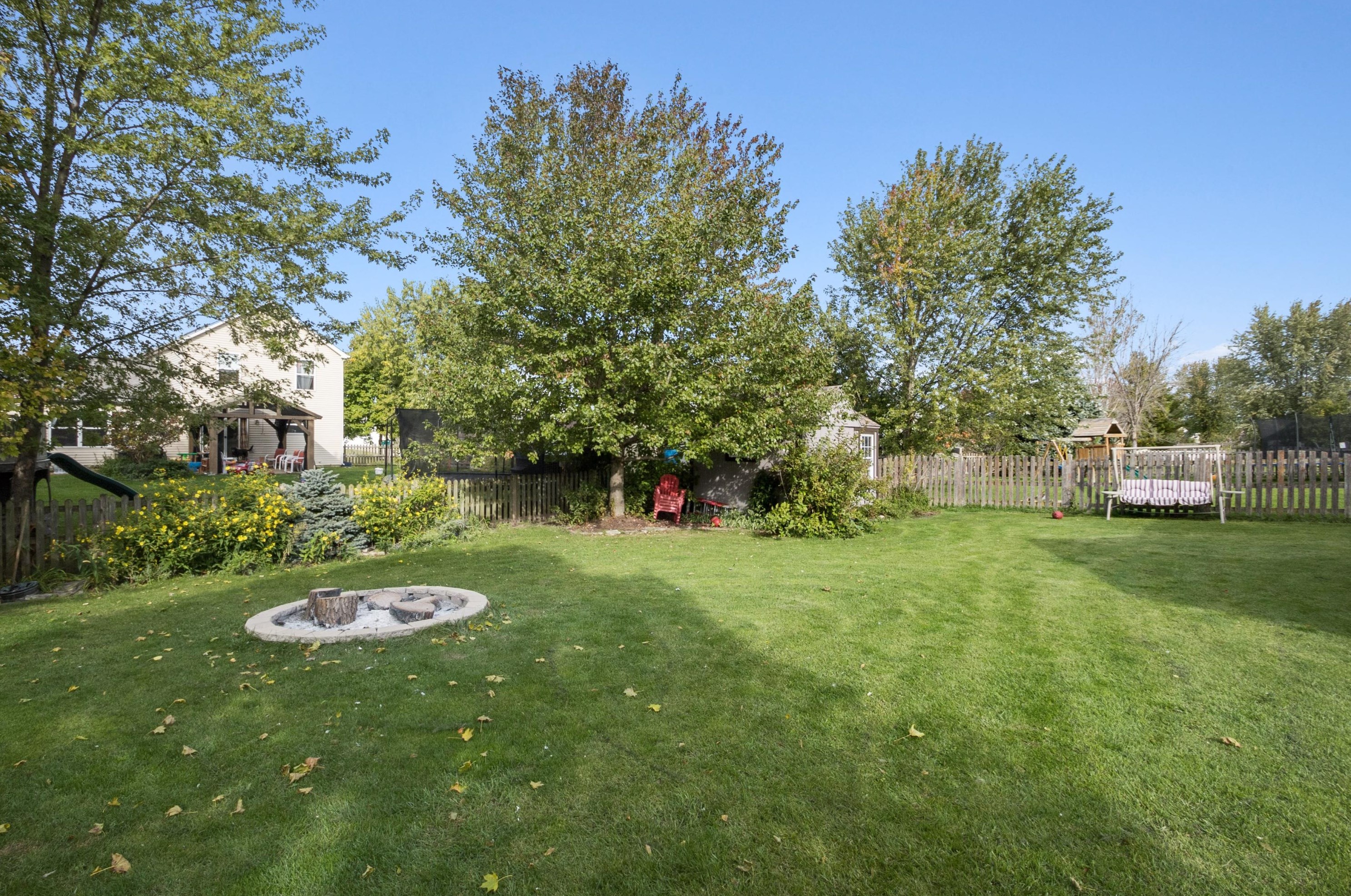 1007 Teal Trl, Genoa City, WI 53128-2506