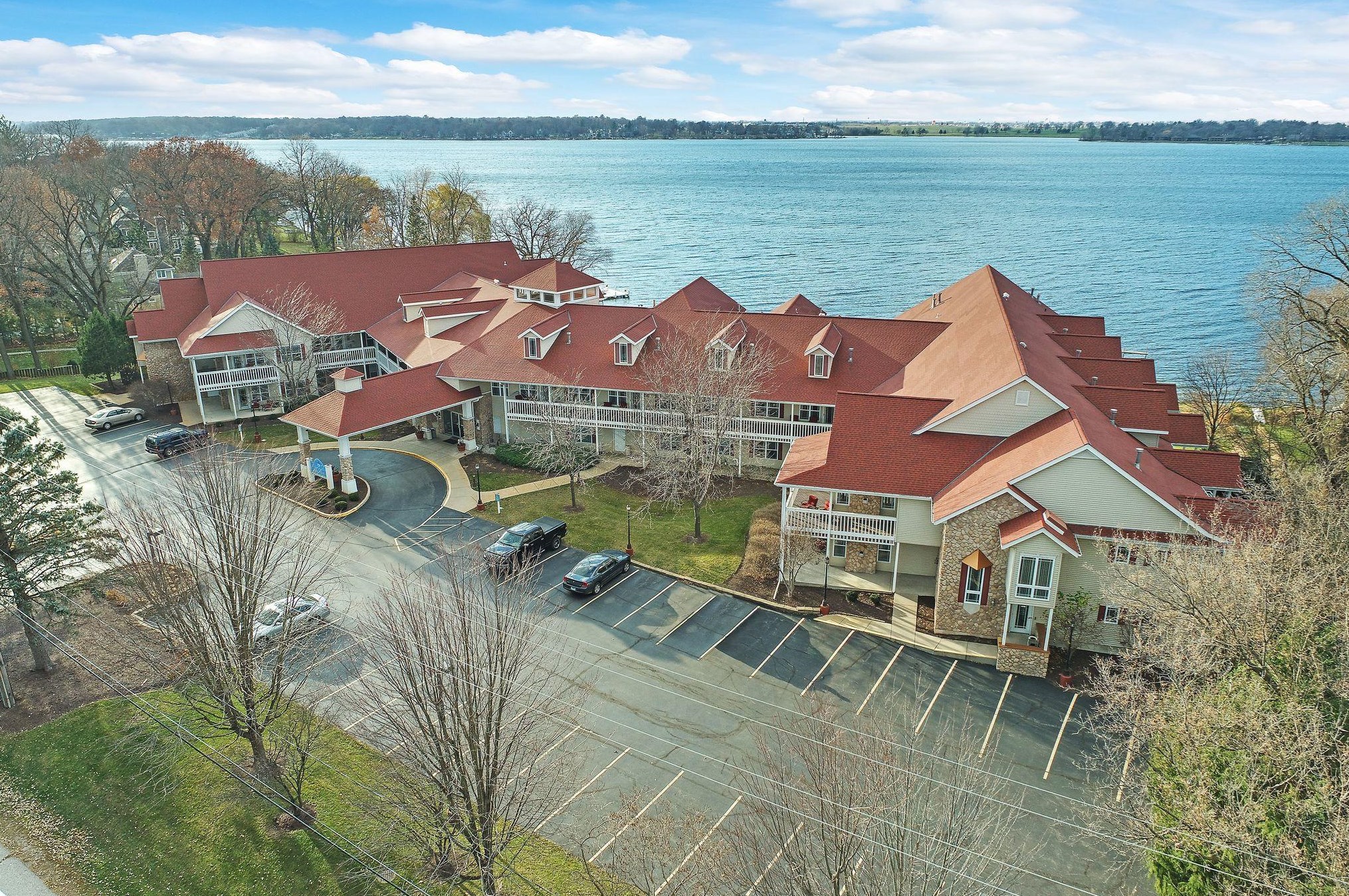 1505 S Shore Dr #304, Delavan, WI 53115