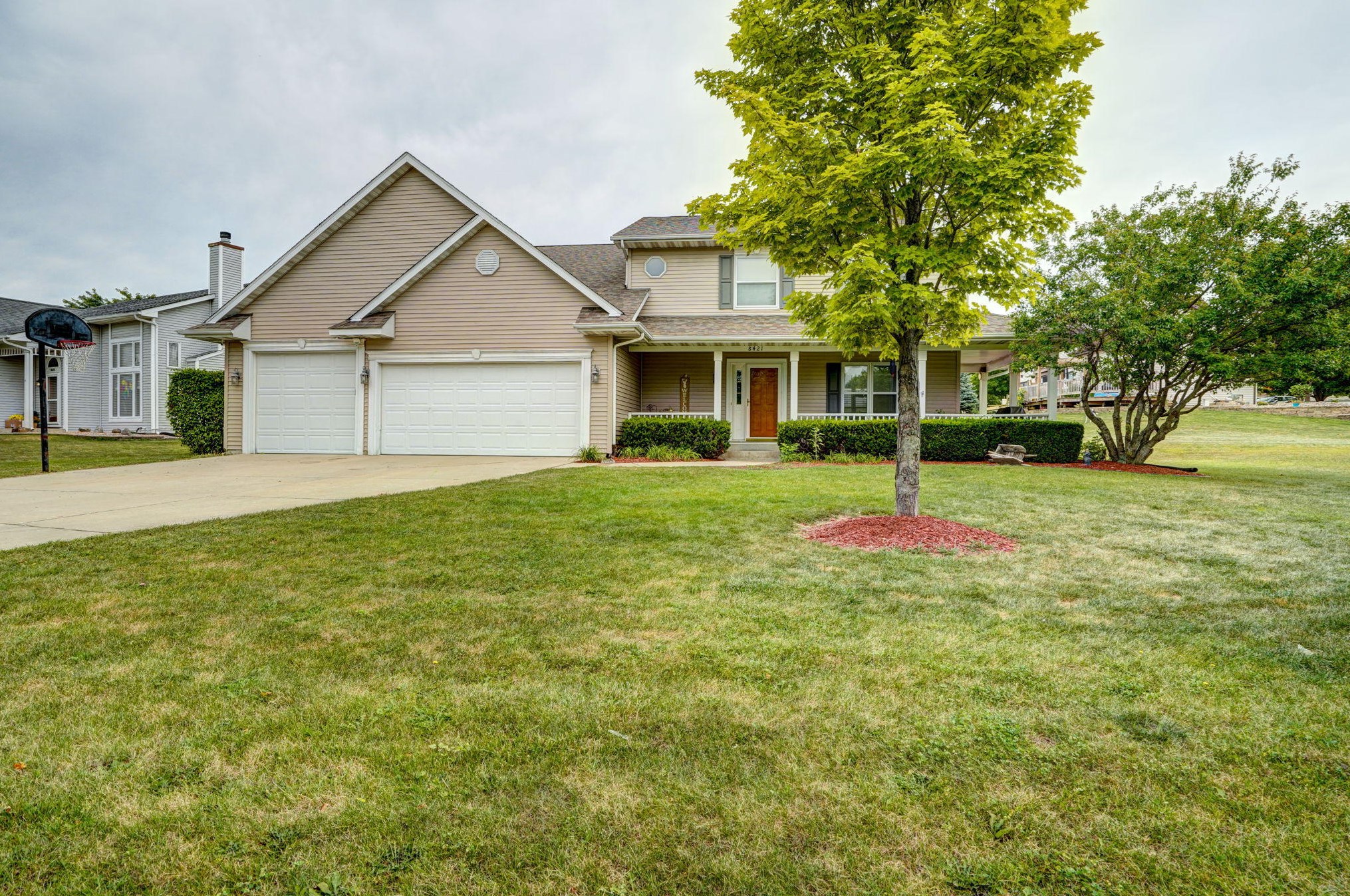 8421 207th Ave, Bristol, WI 53104-9153