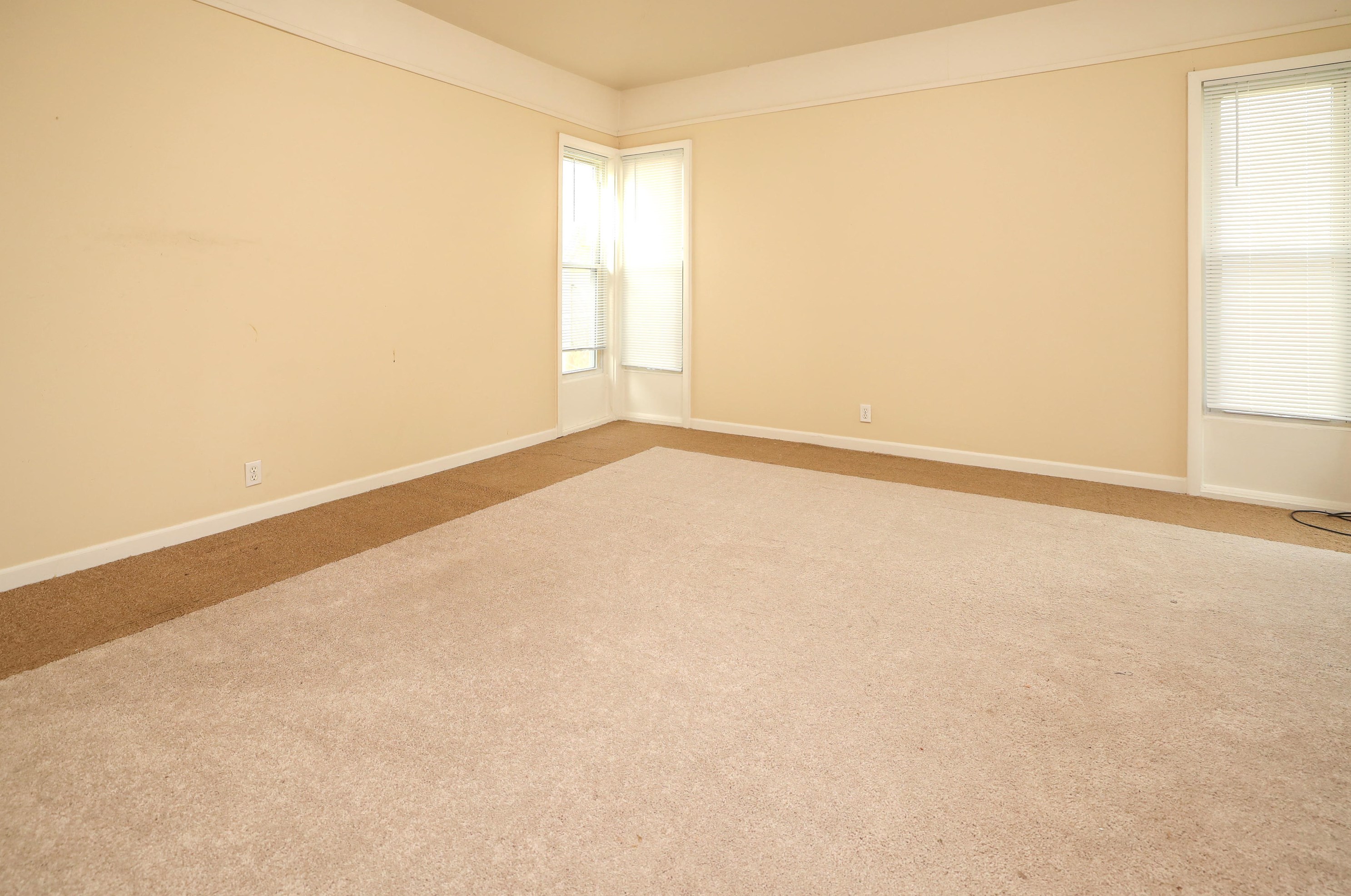 7432 Paul Bunyan Rd, Racine, WI 53402-1254