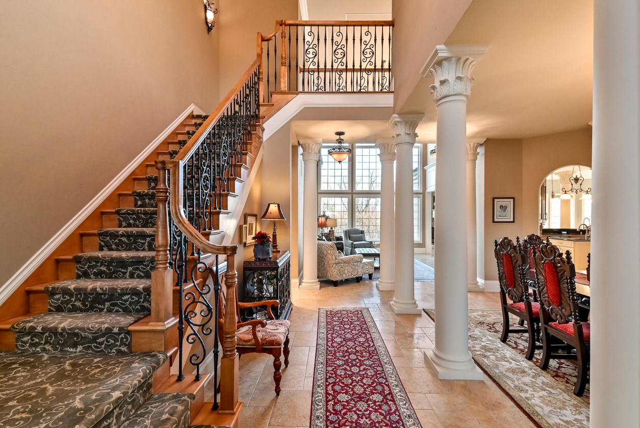 385 Legend View, Wales, WI 53183