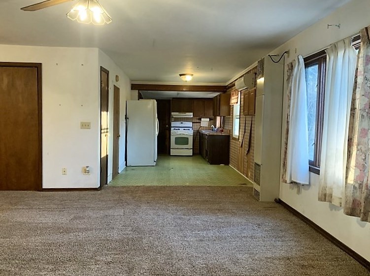 805 Sutter Ave, Delavan, WI 53115-3521