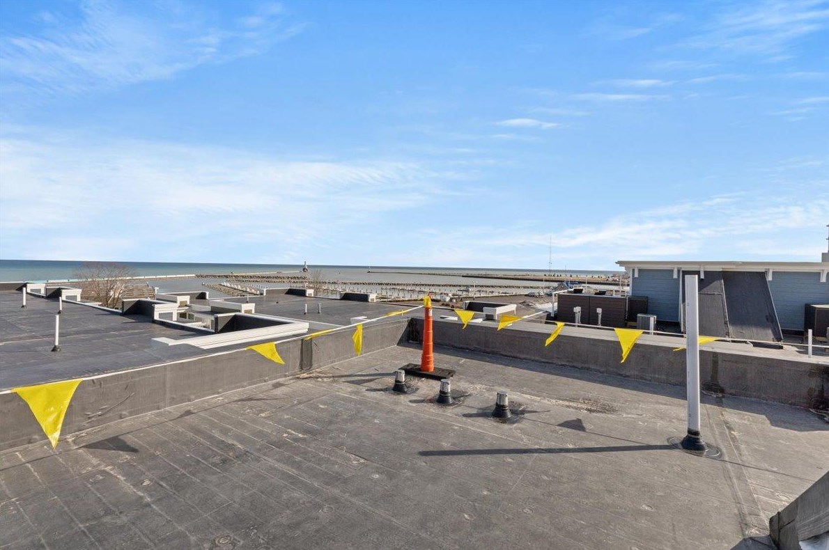 309 Pier St, Port Washington, WI 53074-1923