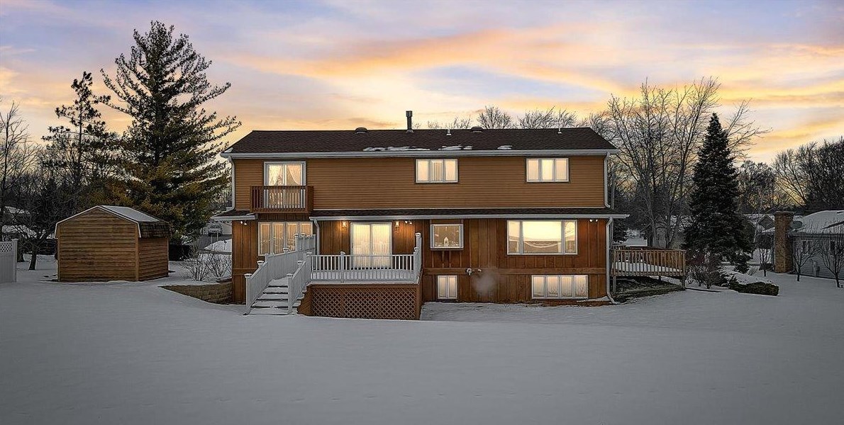 3019 Central Ave, Hales Corners, WI 53132-9158