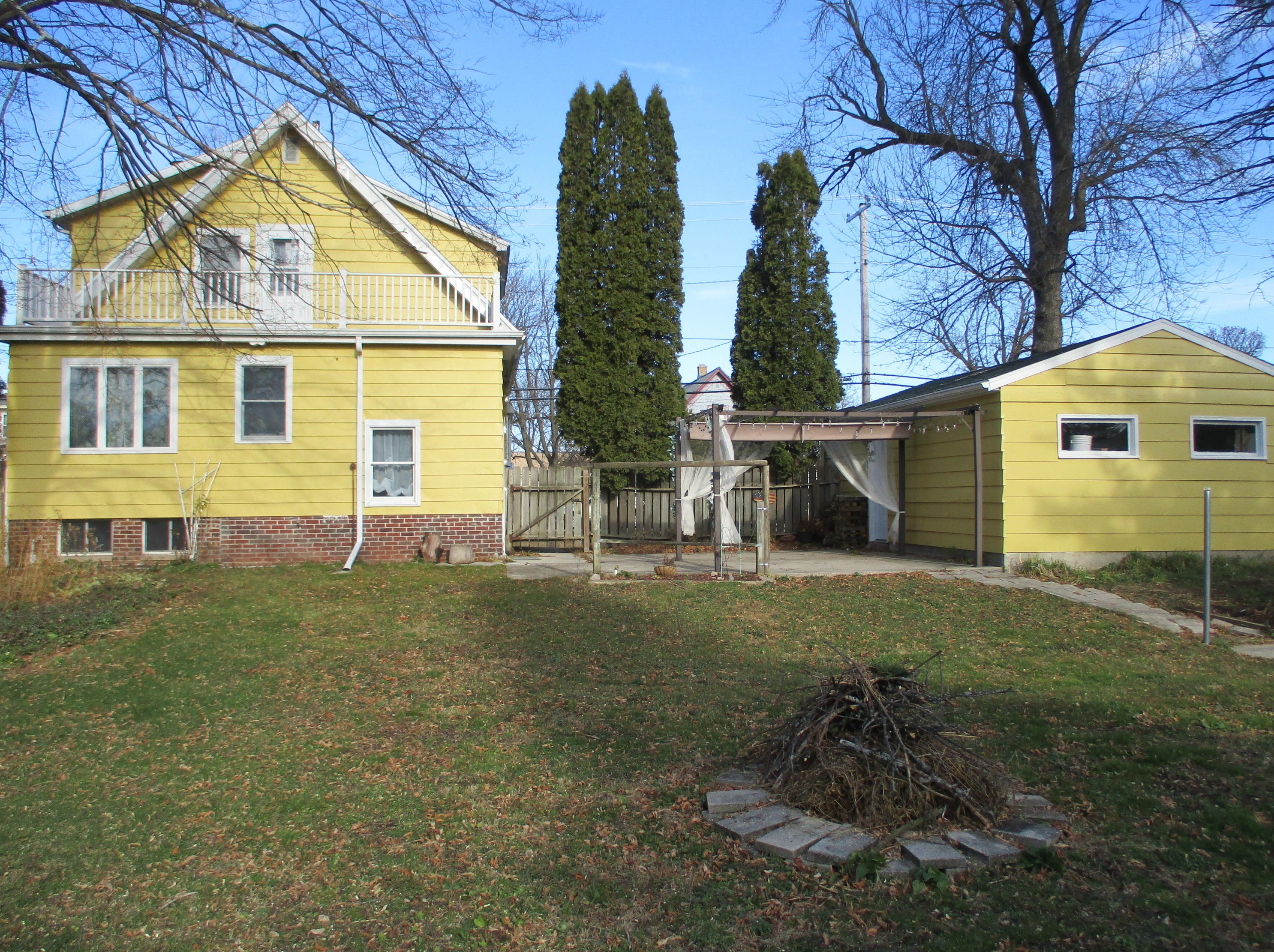 2411 Main Ave, Sheboygan, WI 53083