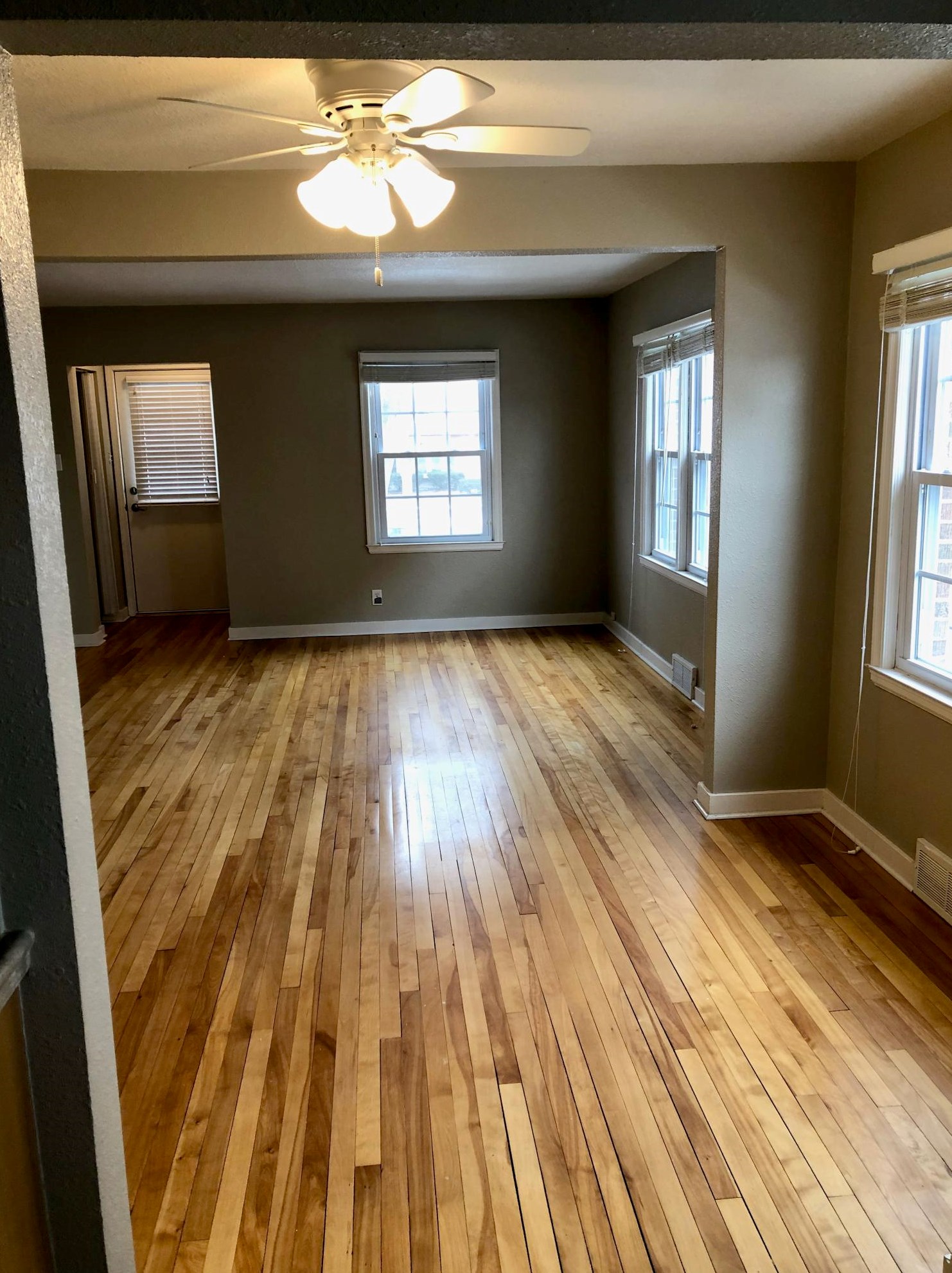 2734 11th St, Sheboygan, WI 53081-6852