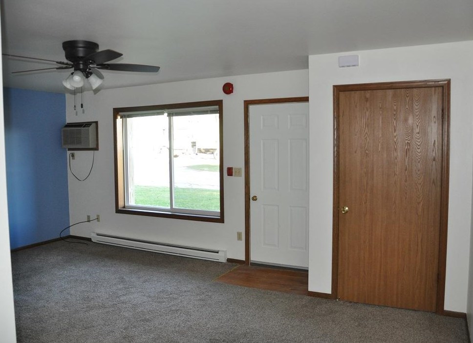 26532 Lilac Ln #7, Waterford, WI 53185