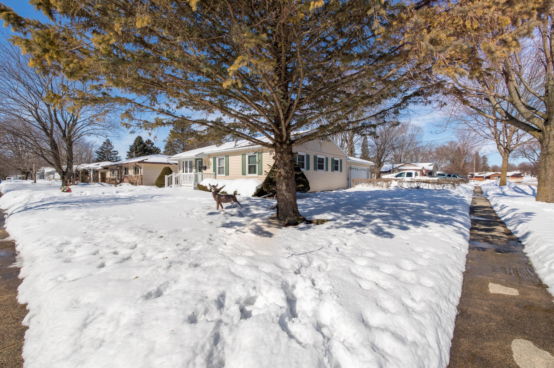 722 Rice St, Horicon, WI 53032-1721