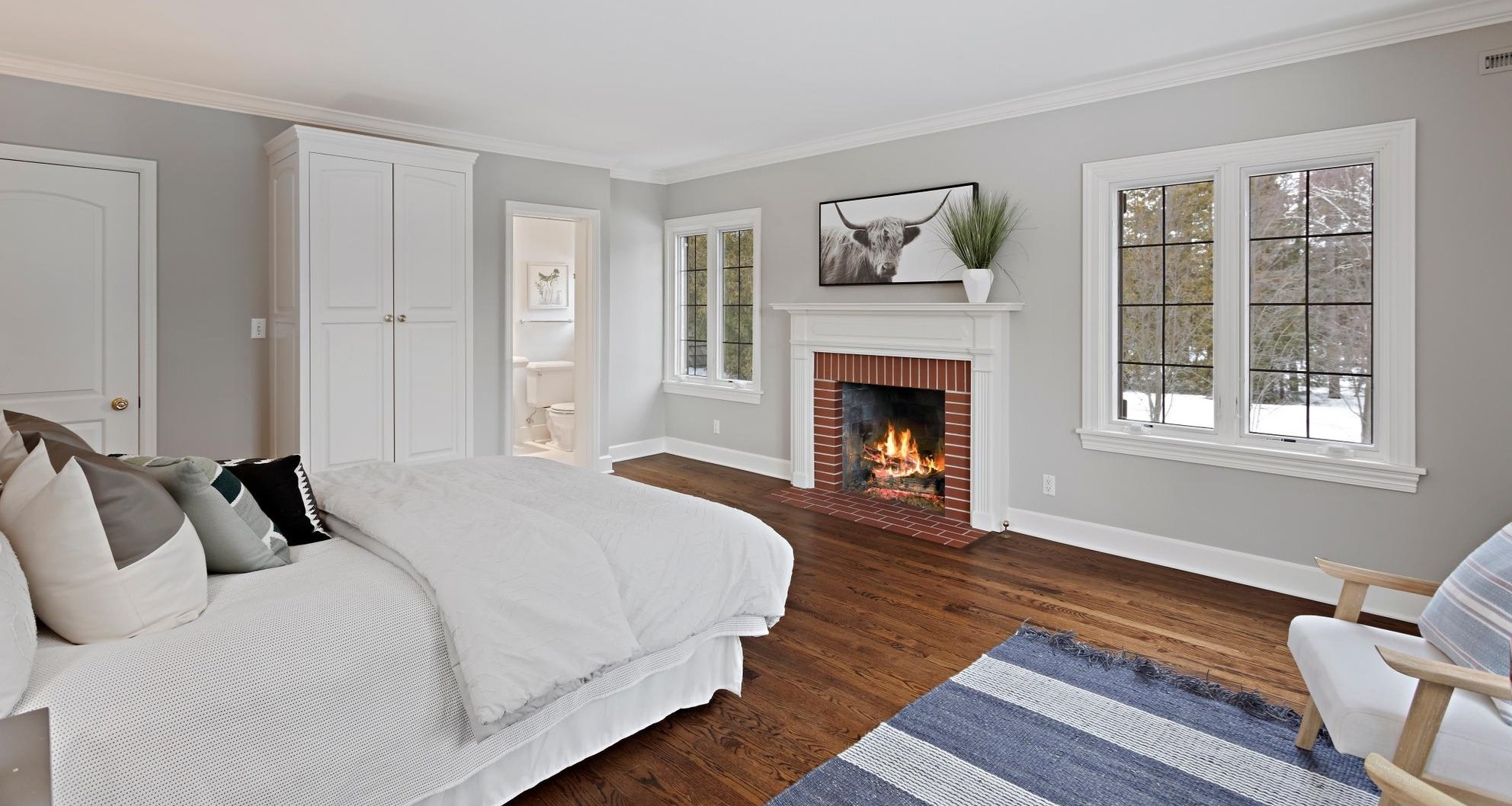 7267 Brg Ln, Milwaukee WI 53217-3627 exterior