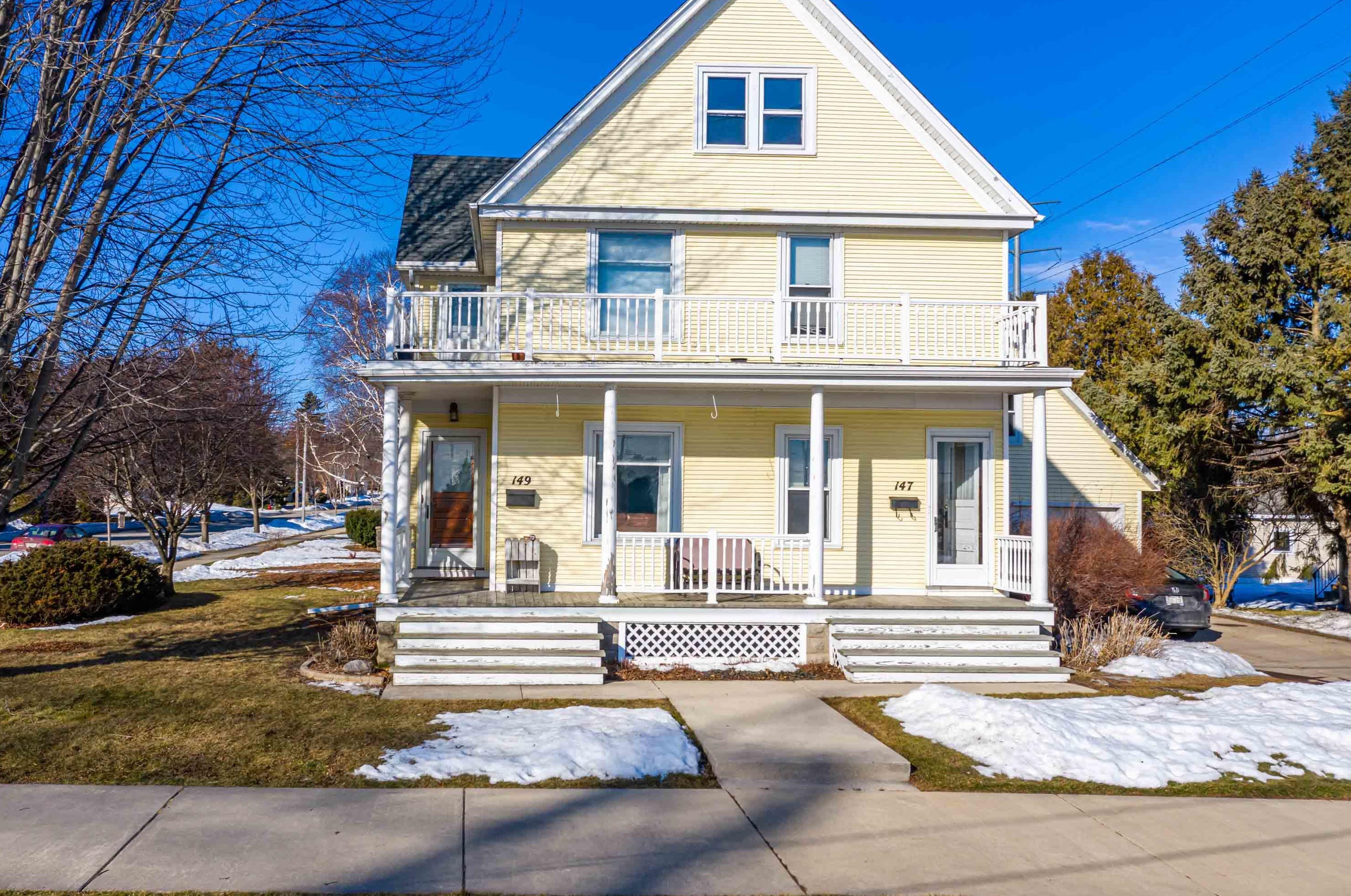 147 Wisconsin St, Port Washington, WI 53074-2223