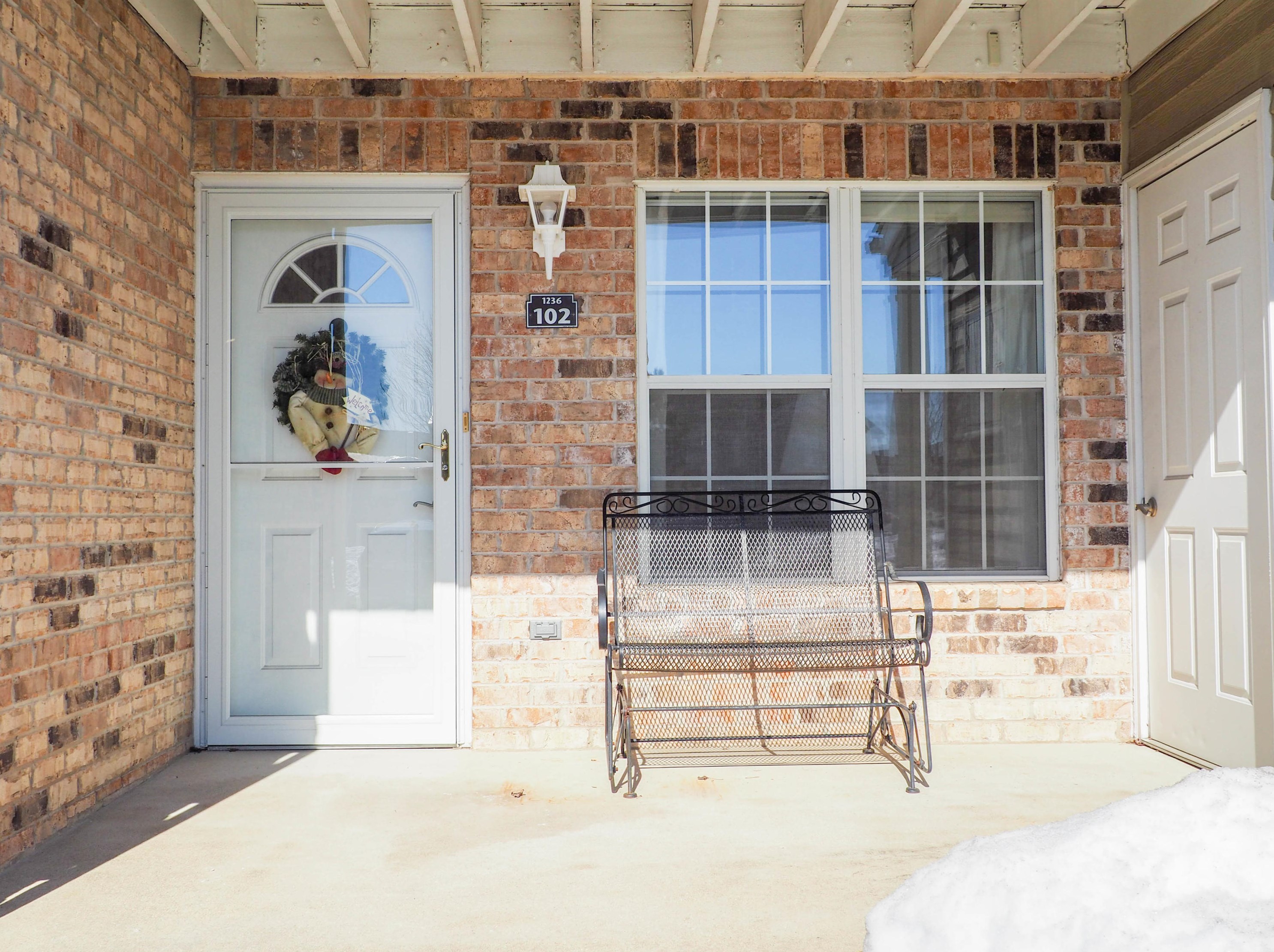 1236 Sunnyslope Dr, Racine, WI 53406-6362