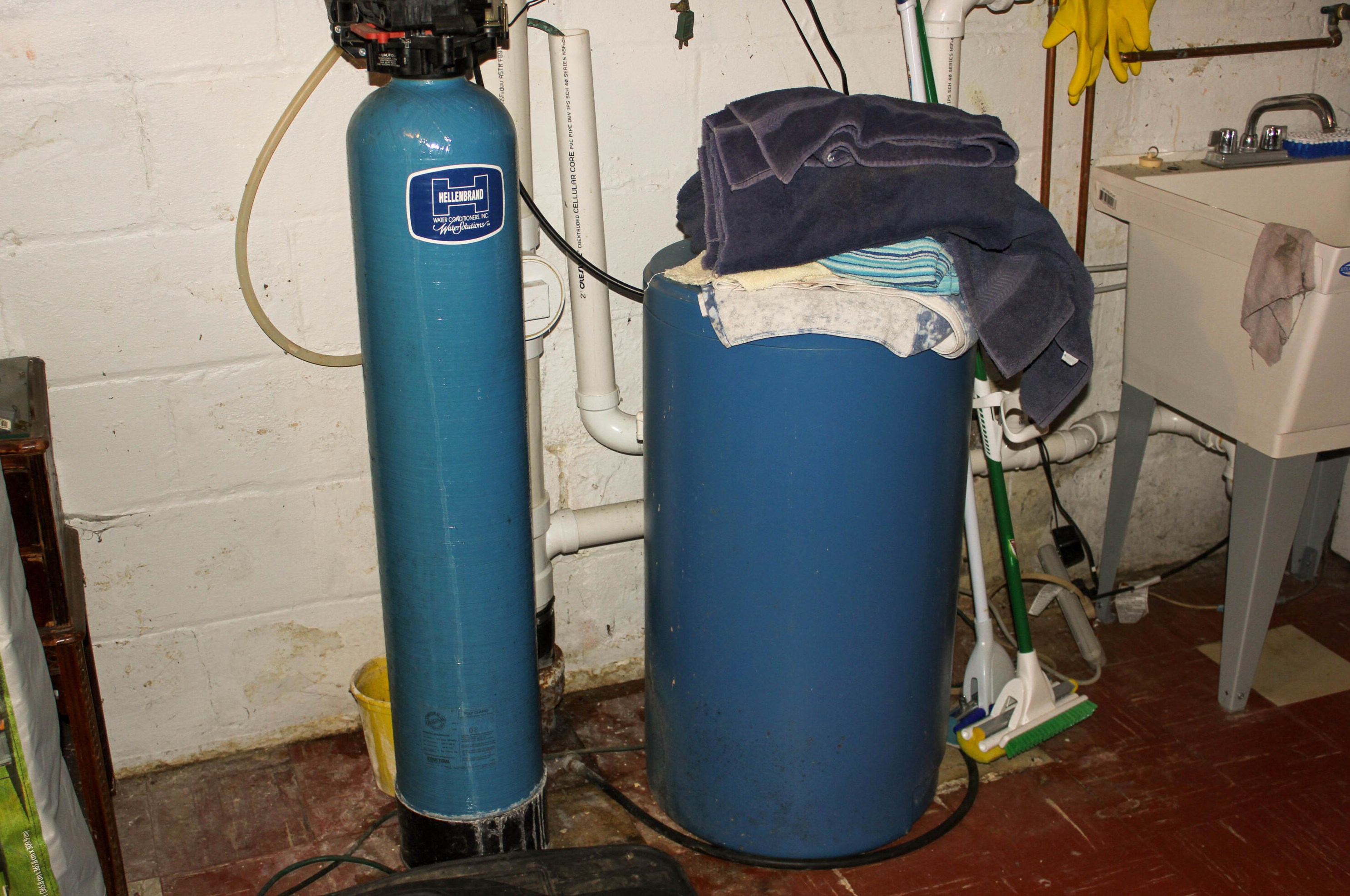 114 Frederick St, Plymouth WI 53073-2114 exterior