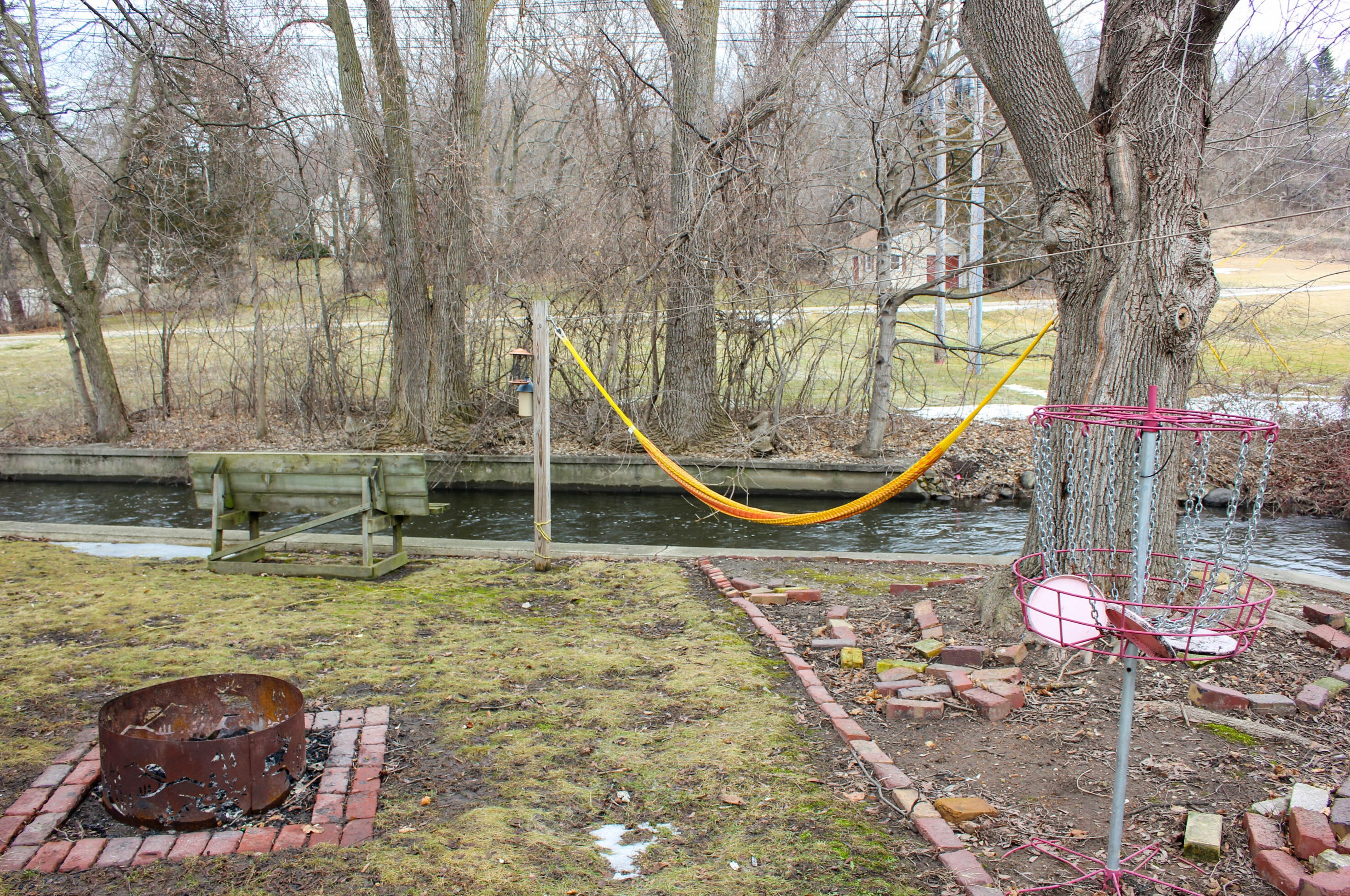 114 Frederick St, Plymouth WI 53073-2114 exterior