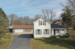 4215 S Beaumont Ave, Kansasville, WI 53139