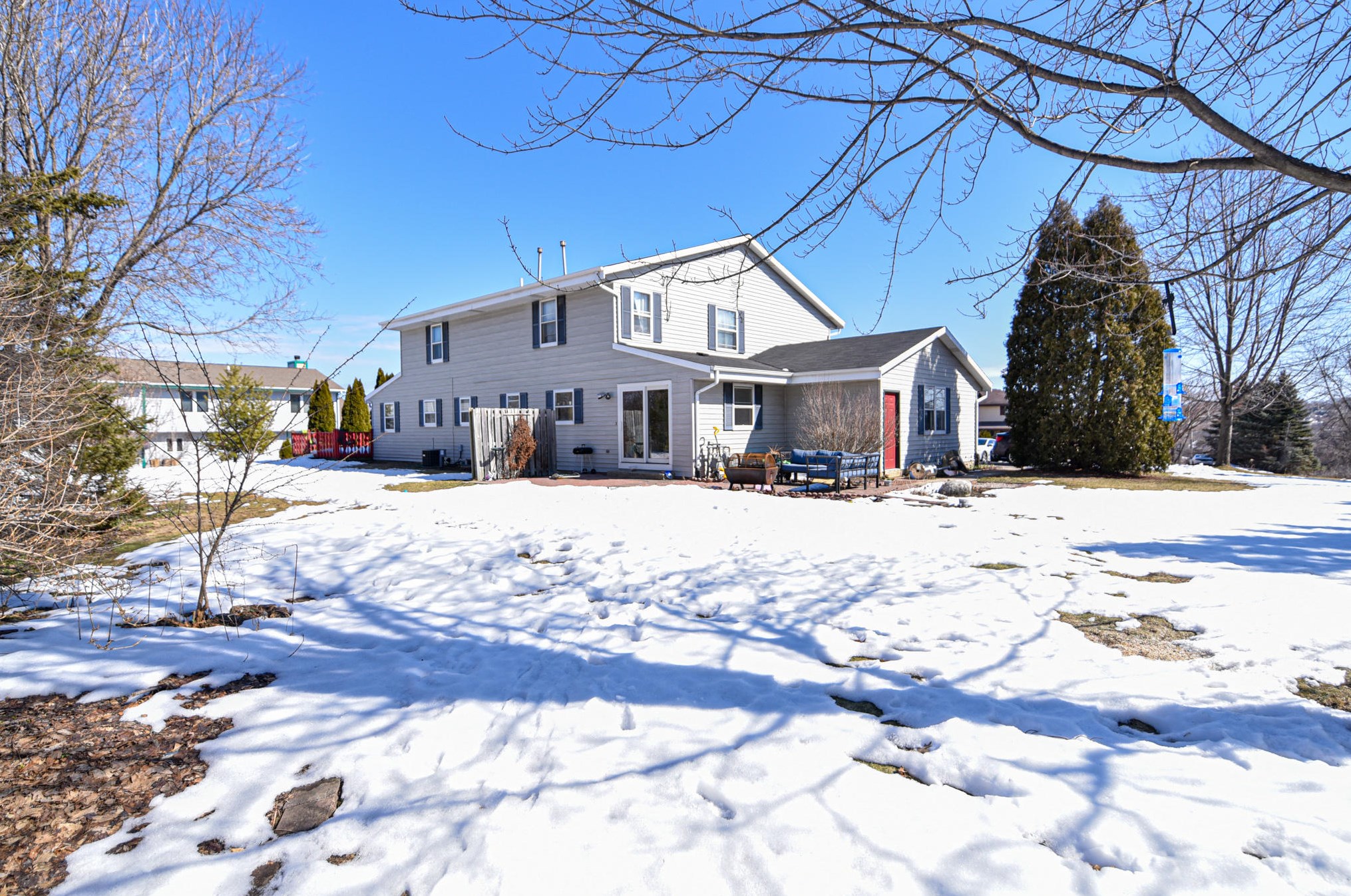 485 Green Meadow Dr, Brookfield WI 53045-3625 exterior