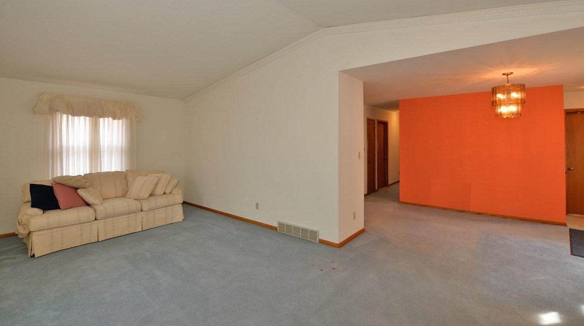6737 Ranger Dr, Racine, WI 53406-3940