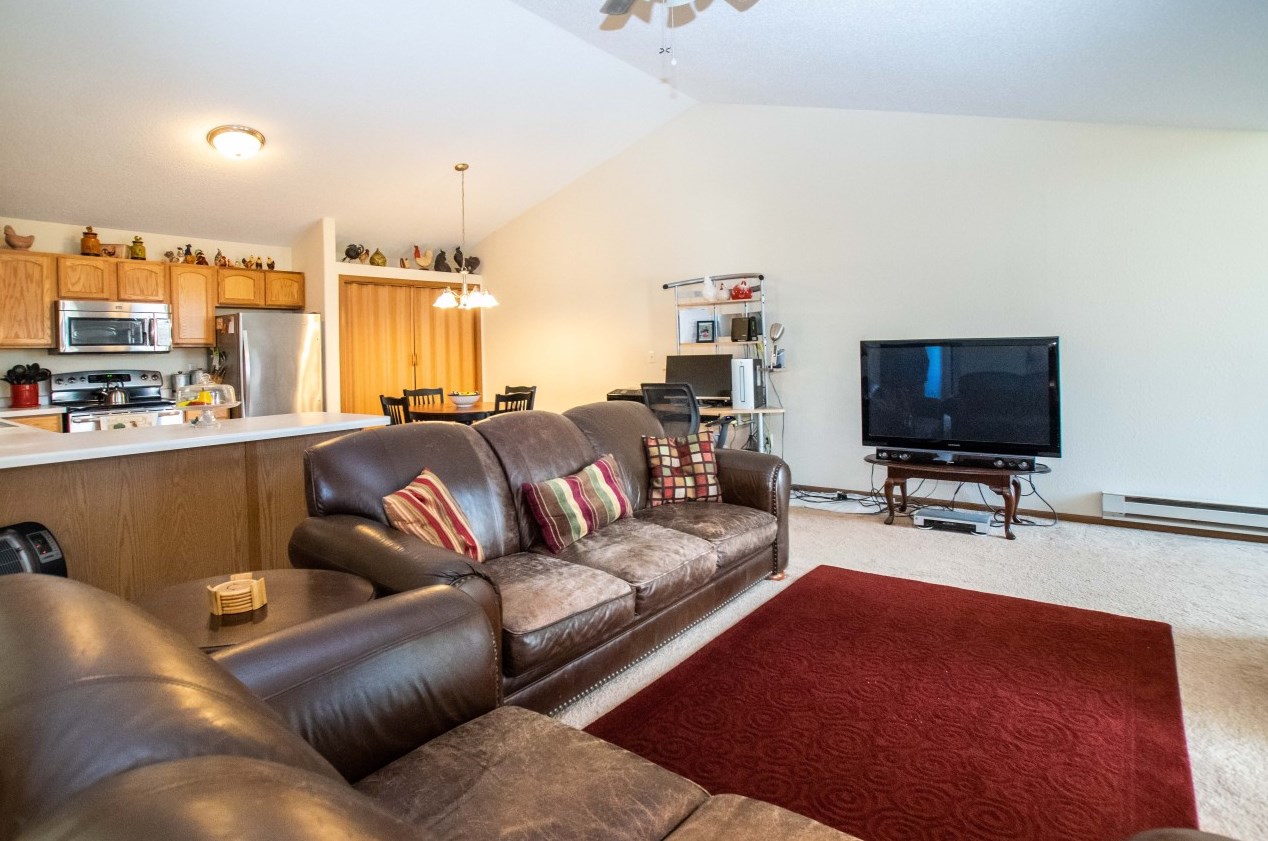 529 Lawson School Rd #5, Delavan, WI 53115