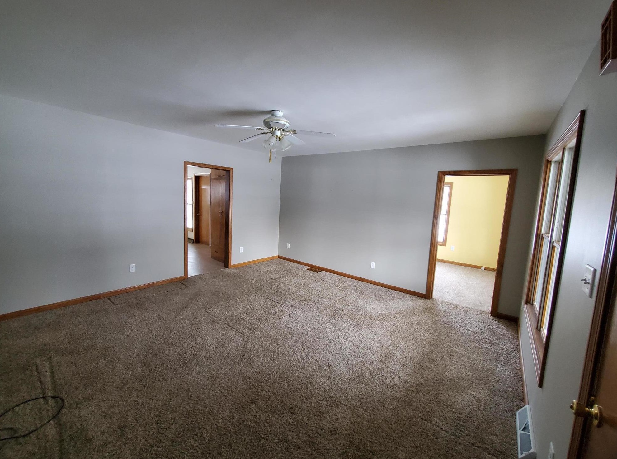 512 Court St, Elkhorn, WI 53121-1977