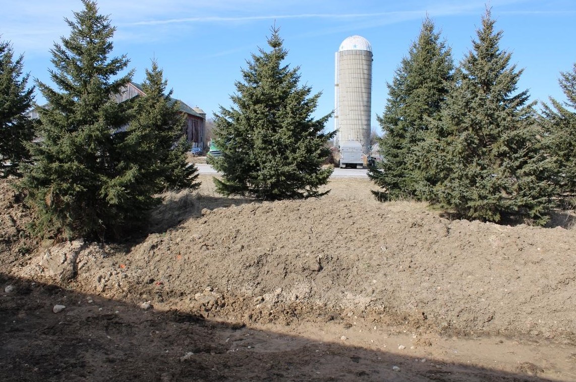 430 Emerald Ct, Kewaskum, WI 53040