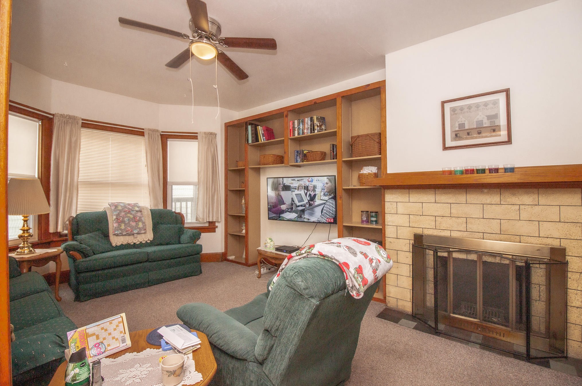 1022 Hayes Ave, Racine, WI 53405-2552