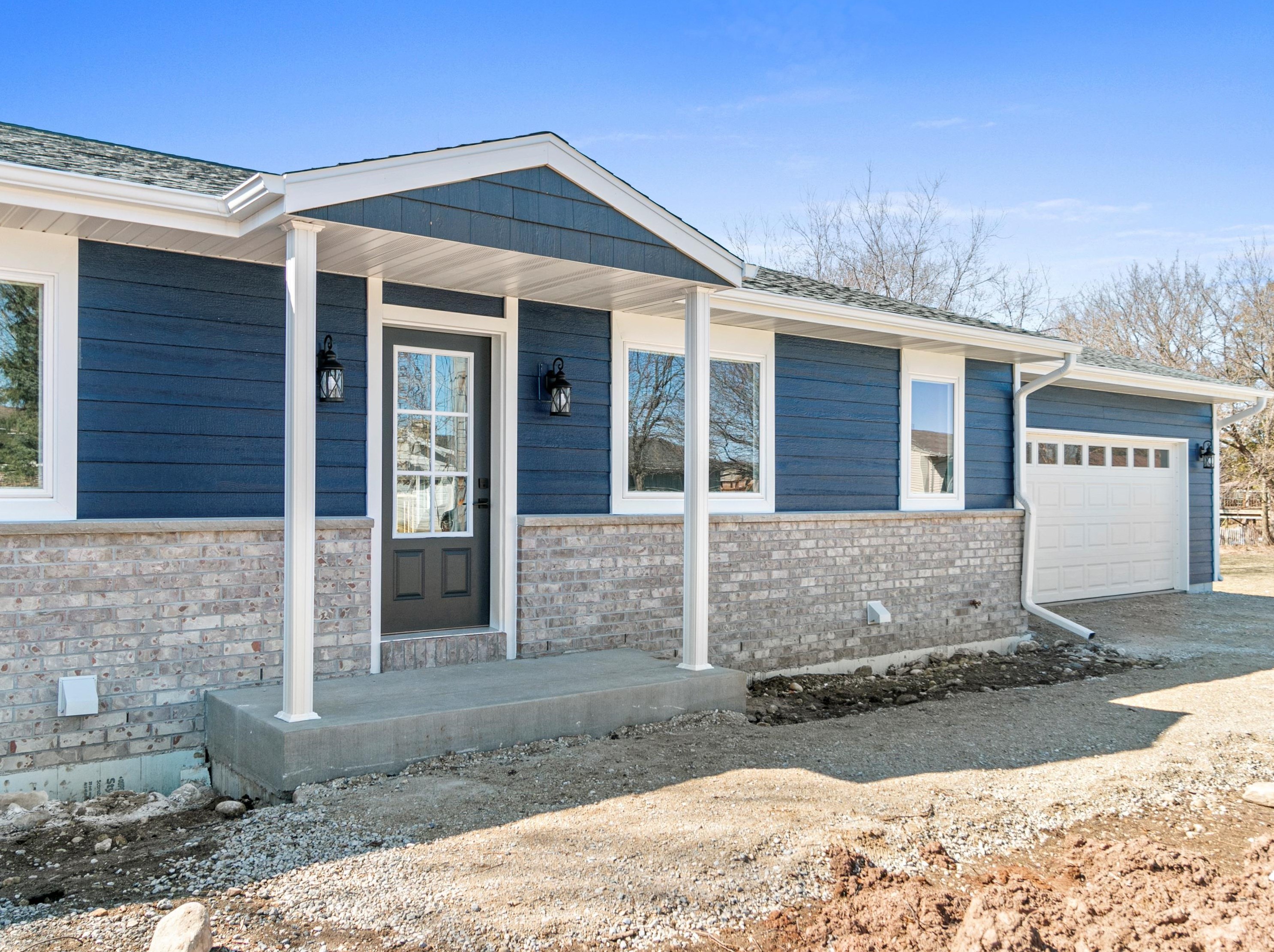 145 E Shore Dr, Random Lake, WI 53075