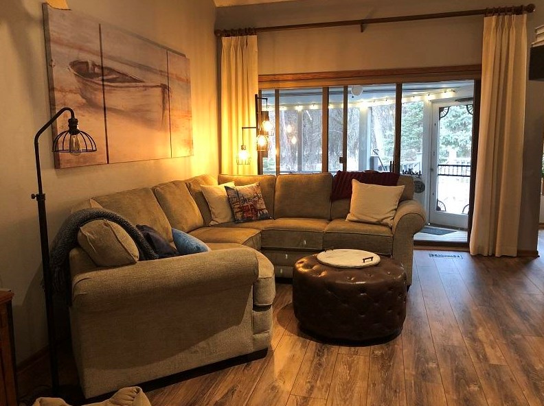 1261 Janette St, Fort Atkinson WI 53538-1635 exterior